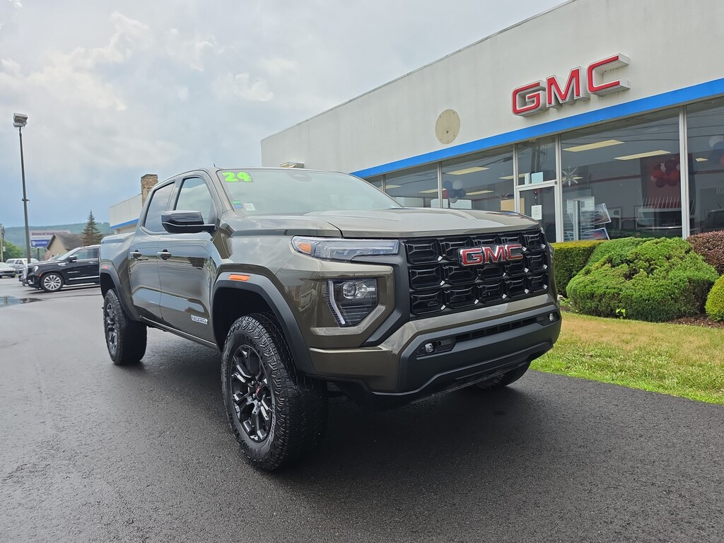 Used 2024 GMC Canyon 4WD Elevation Truck Crew Cab