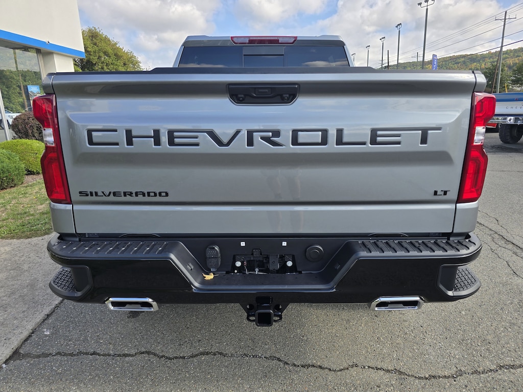 New 2026 Chevrolet Silverado 1500 LT Trail Boss Truck Crew Cab