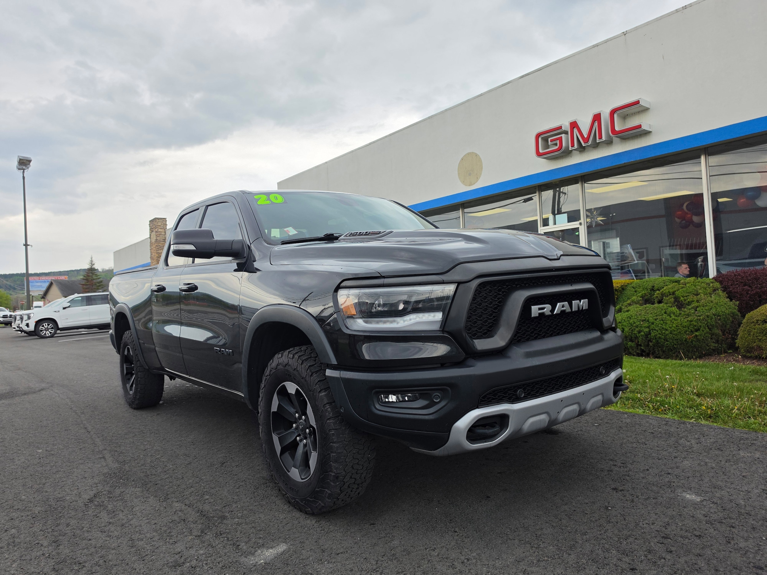2020 RAM 1500 Rebel 4x4 Quad Cab 6'4's photo