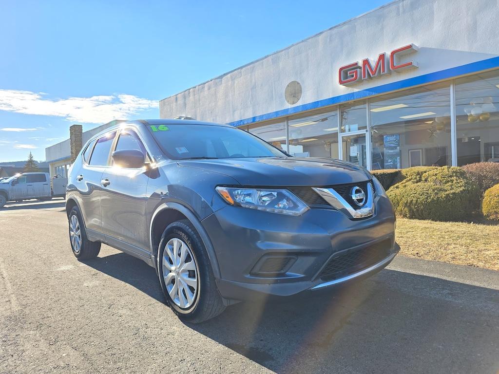 Used 2016 Nissan Rogue S SUV