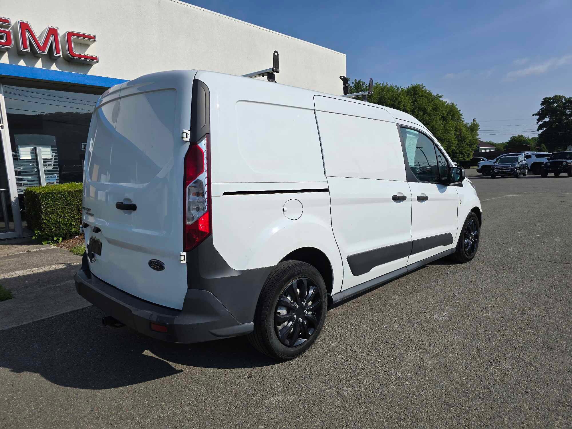 2017 Ford Transit Van XL photo 3