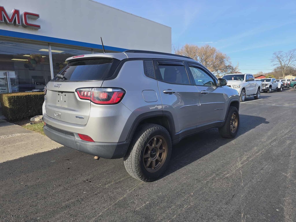 Used 2017 Jeep Compass Latitude SUV