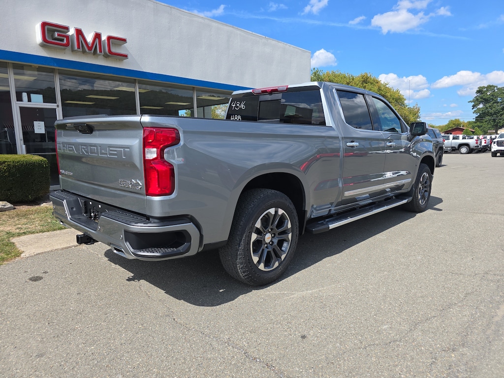 New 2026 Chevrolet Silverado 1500 High Country Truck Crew Cab