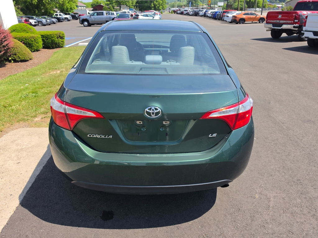 Used 2015 Toyota Corolla LE Sedan