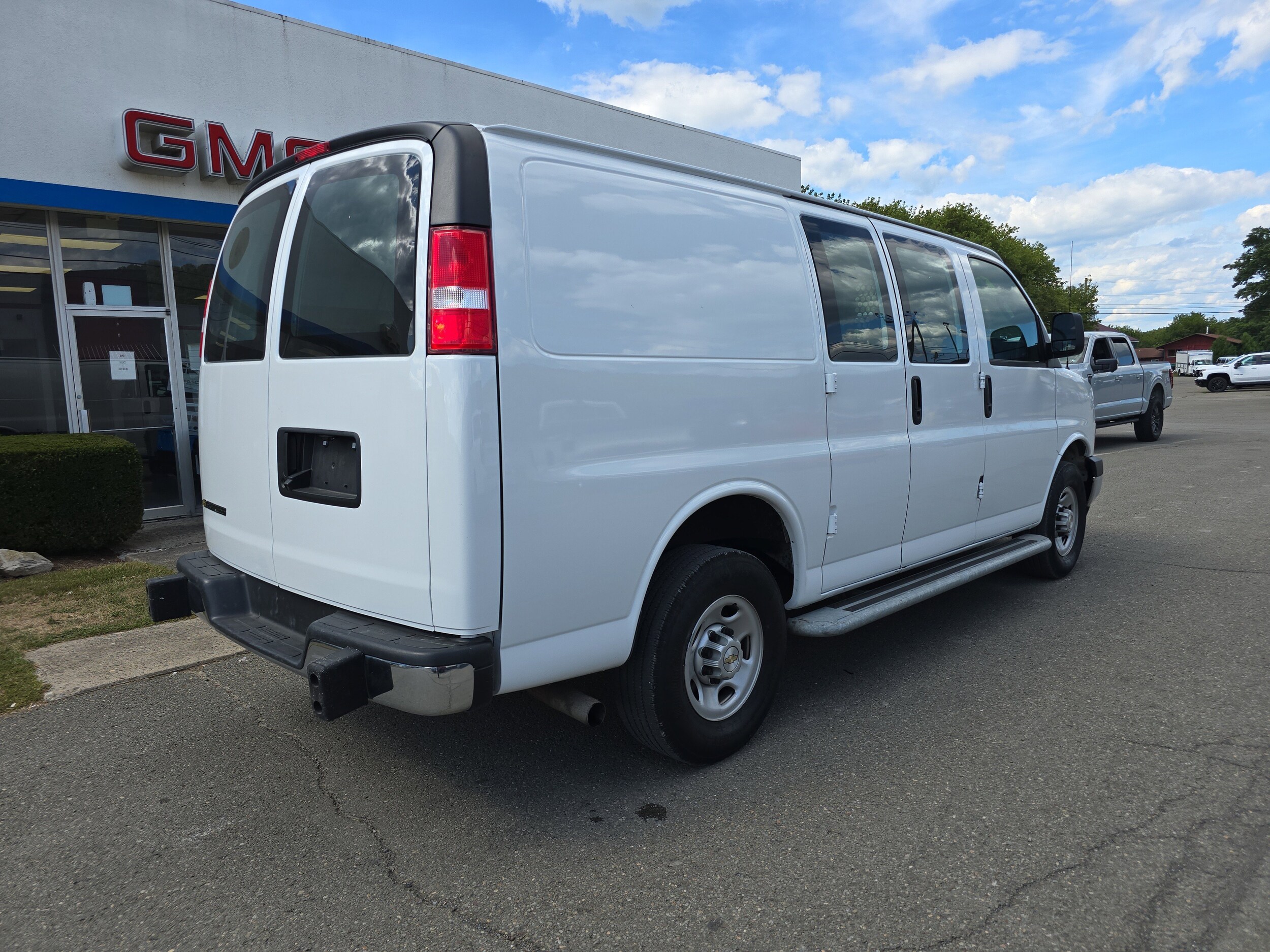 2023 Chevrolet Express Cargo Work Van photo 2