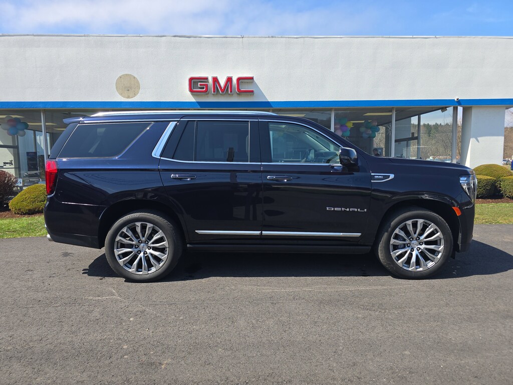 Used 2022 GMC Yukon Denali SUV