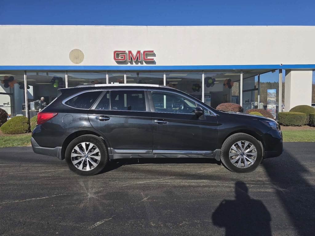 Used 2019 Subaru Outback Touring SUV