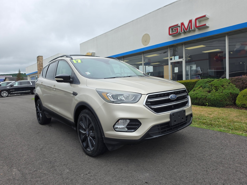 Used 2017 Ford Escape Titanium SUV