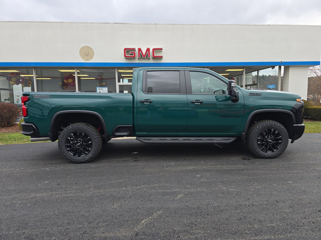 New 2026 Chevrolet Silverado 3500 HD LT Truck Crew Cab