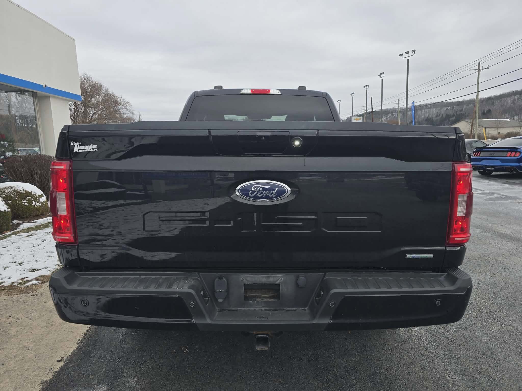 2021 Ford F-150 XL photo 3