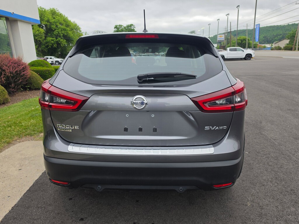 Used 2022 Nissan Rogue Sport SV SUV