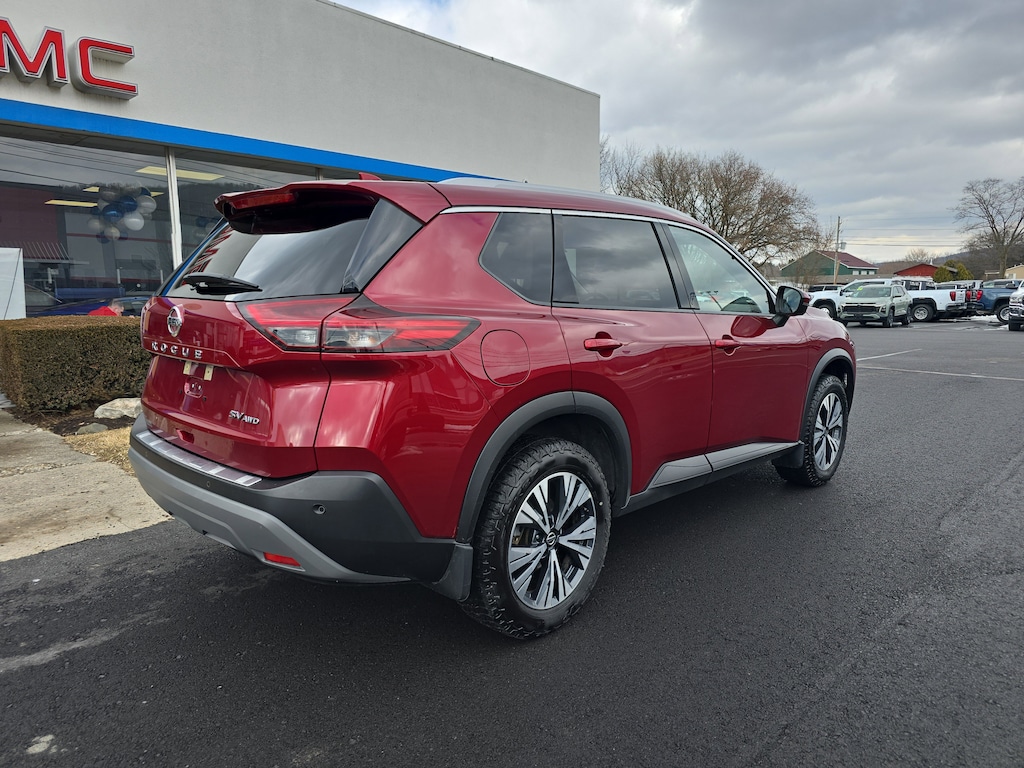 Used 2021 Nissan Rogue SV SUV