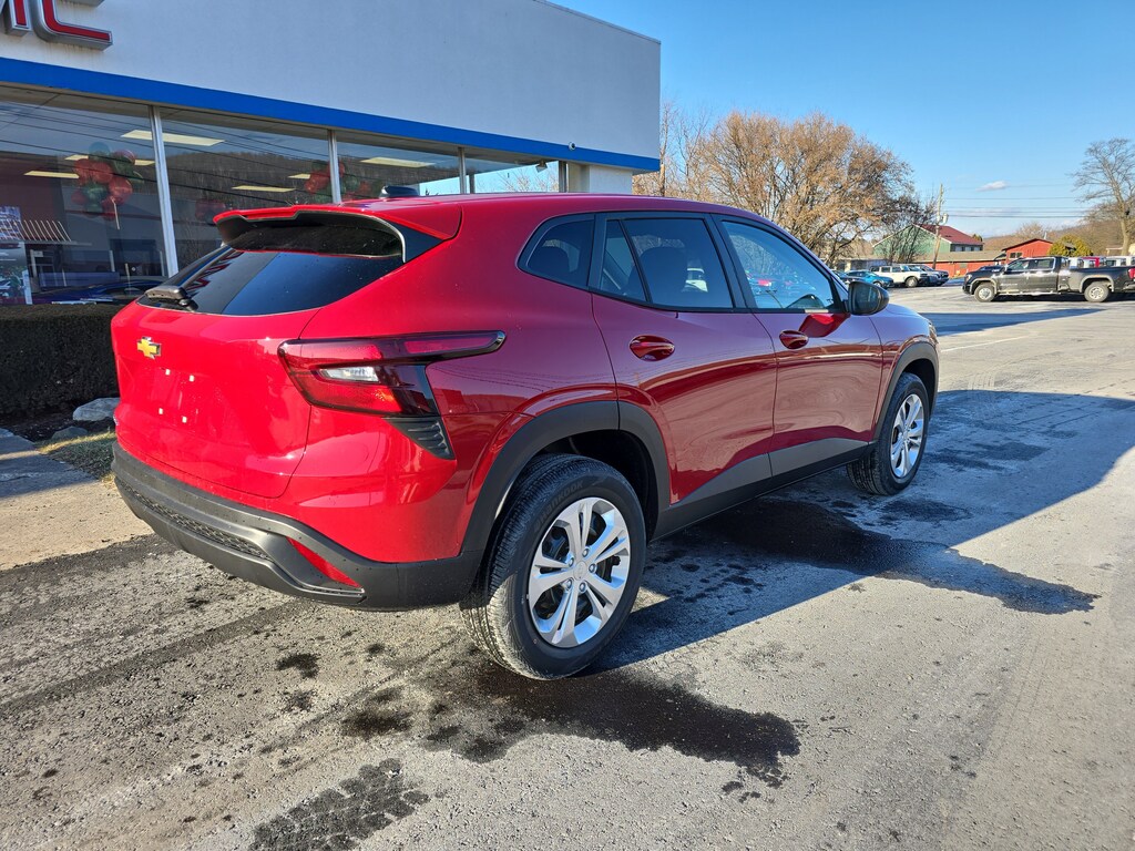 New 2026 Chevrolet Trax LS SUV