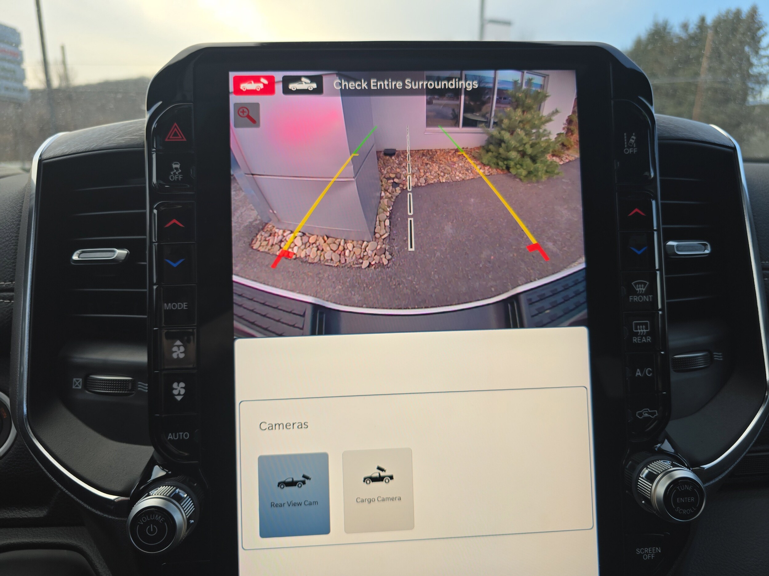 2026 RAM 2500 Laramie - Photo 29