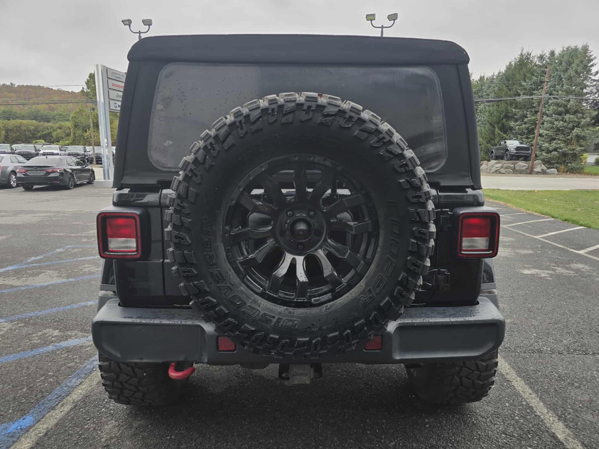 2018 Jeep Wrangler Rubicon photo 4