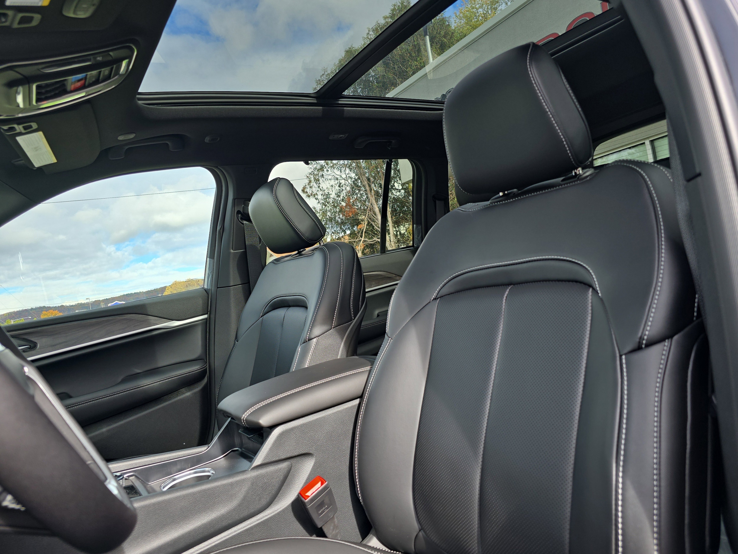 2025 Jeep Grand Cherokee Limited - Photo 12