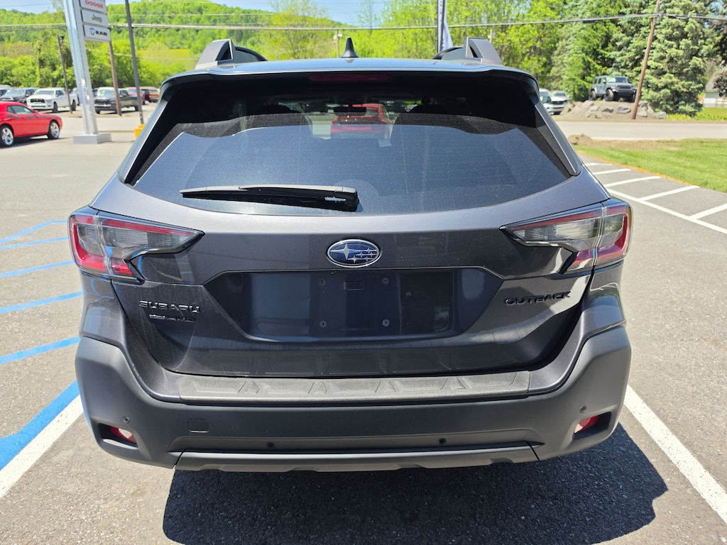 Used 2025 Subaru Outback Onyx Edition SUV