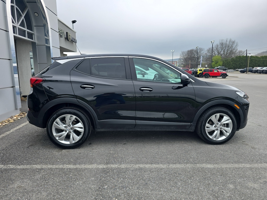 Used 2024 Buick Encore GX Preferred SUV