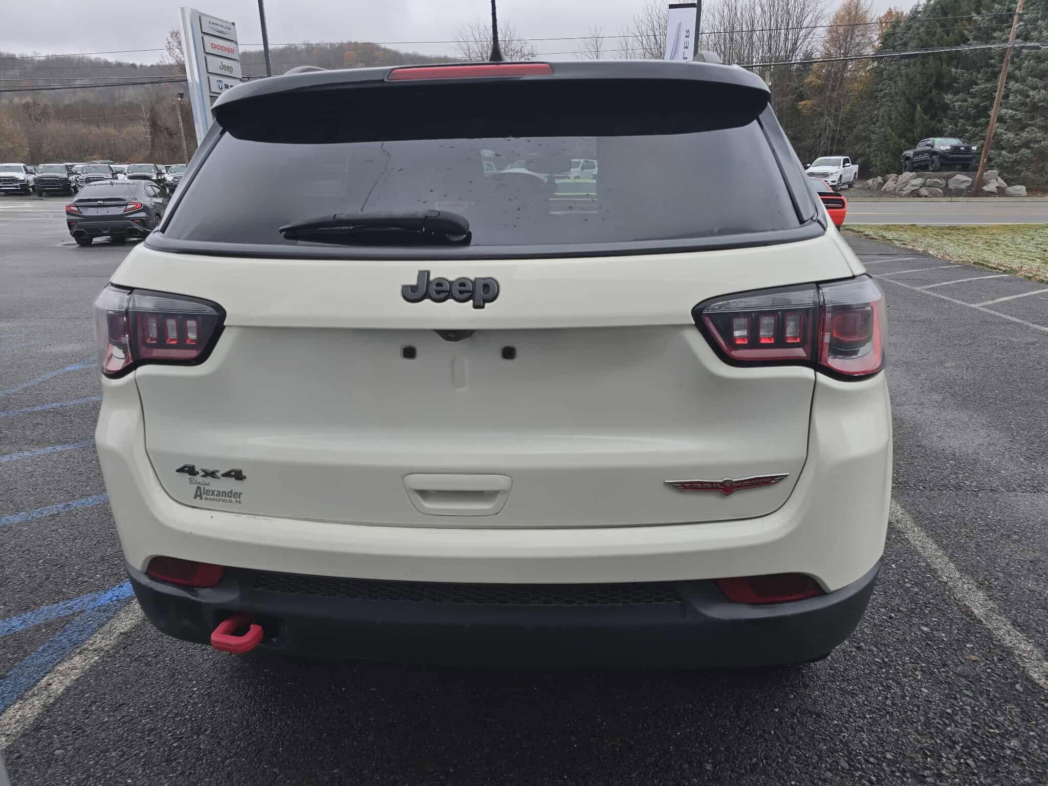 2020 Jeep Compass Trailhawk photo 4