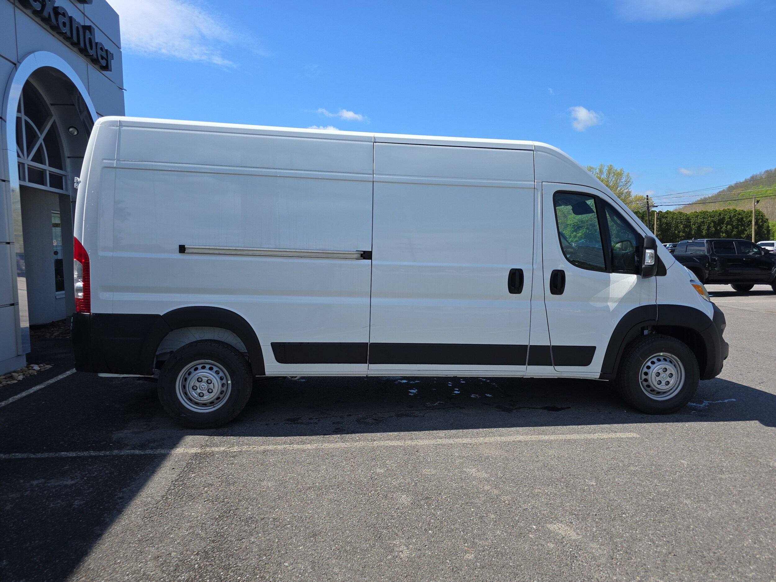2025 Ram ProMaster 2500 photo 2