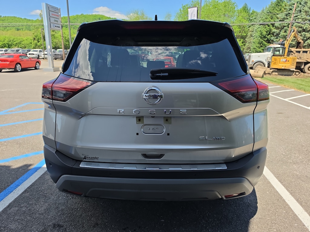 Used 2021 Nissan Rogue SL SUV