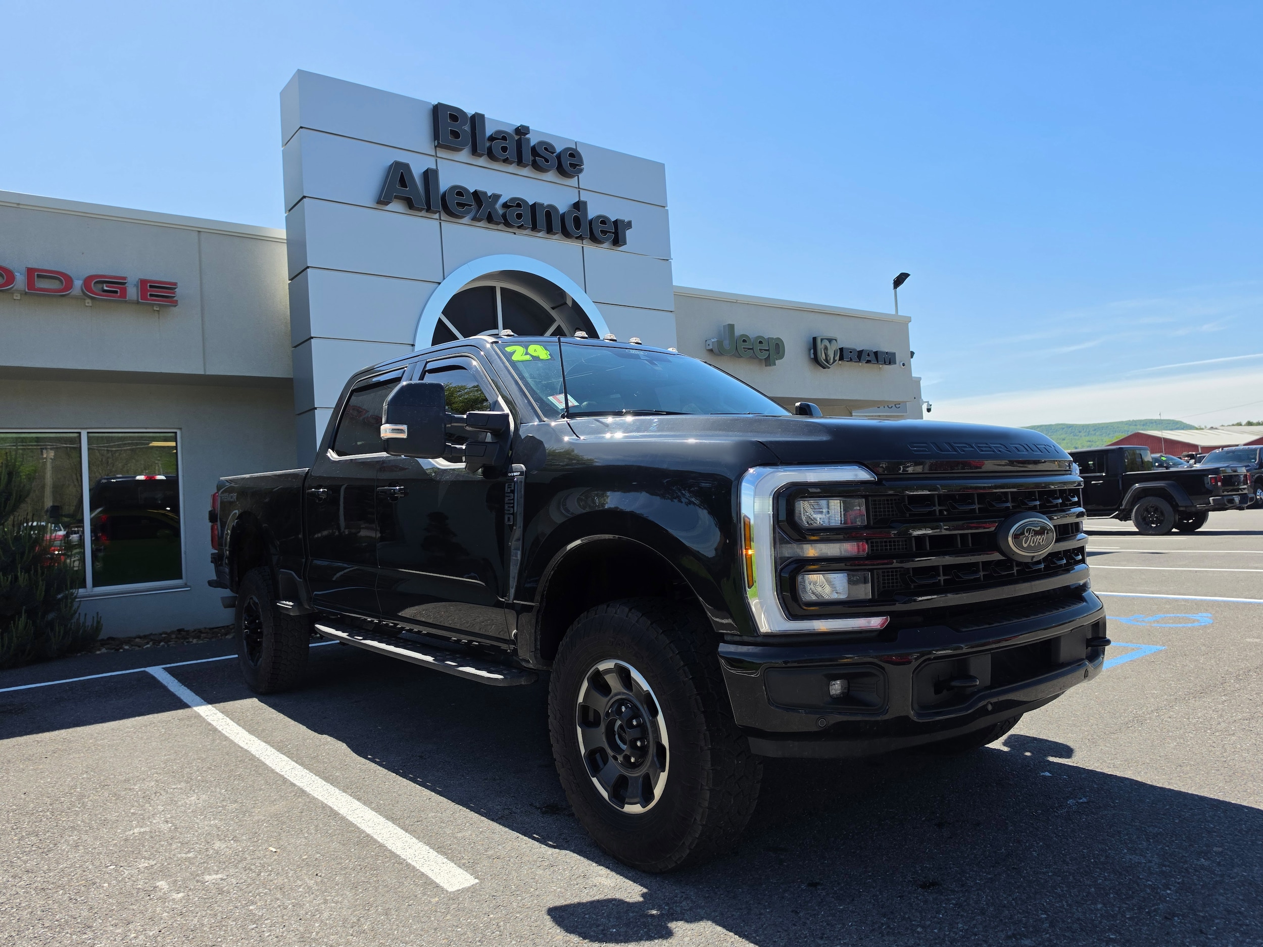 2024 Ford F-250 Lariat 4x4 Crew Cab 6-3/4' Box's photo