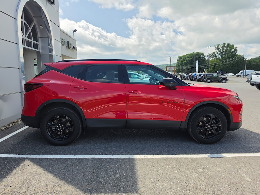 Used 2023 Chevrolet Blazer LT w/2LT SUV