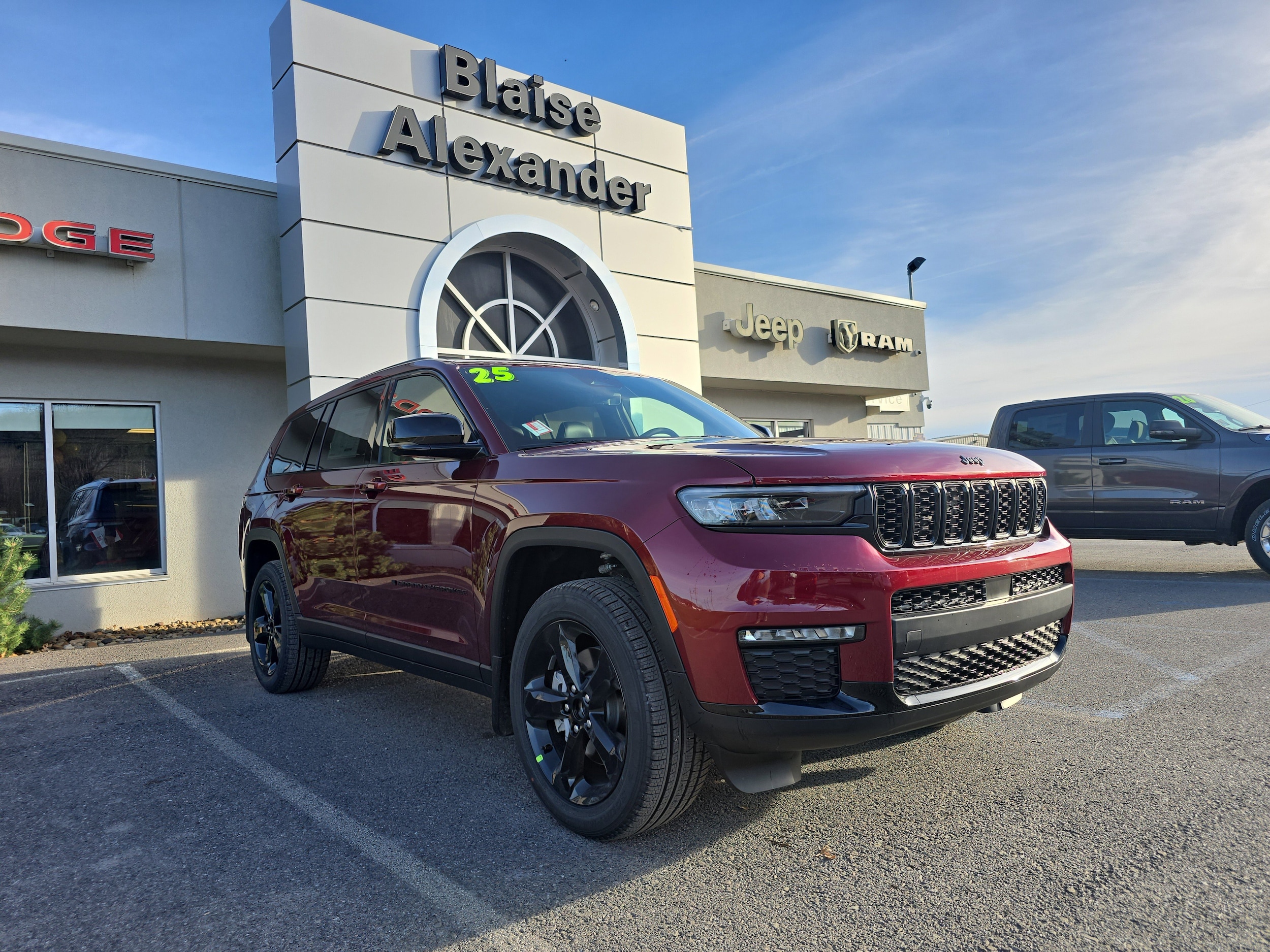 2025 Jeep Grand Cherokee L Limited's photo