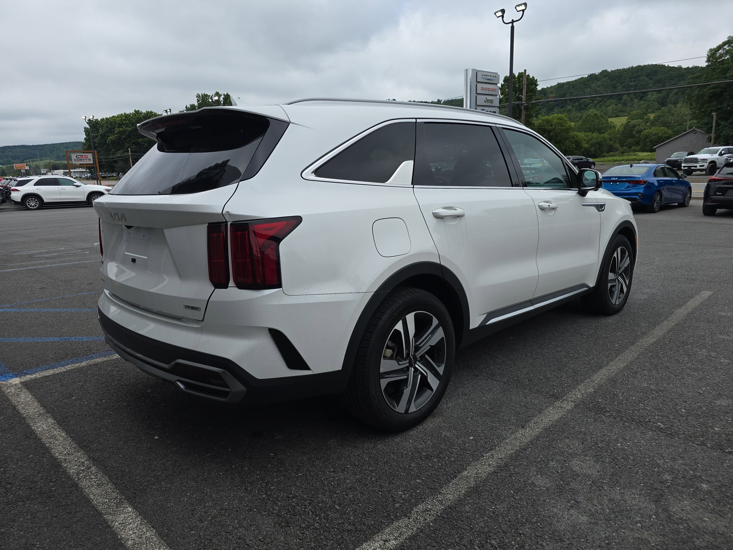 2023 Kia Sorento Plug-In Hybrid SX Prestige photo 2