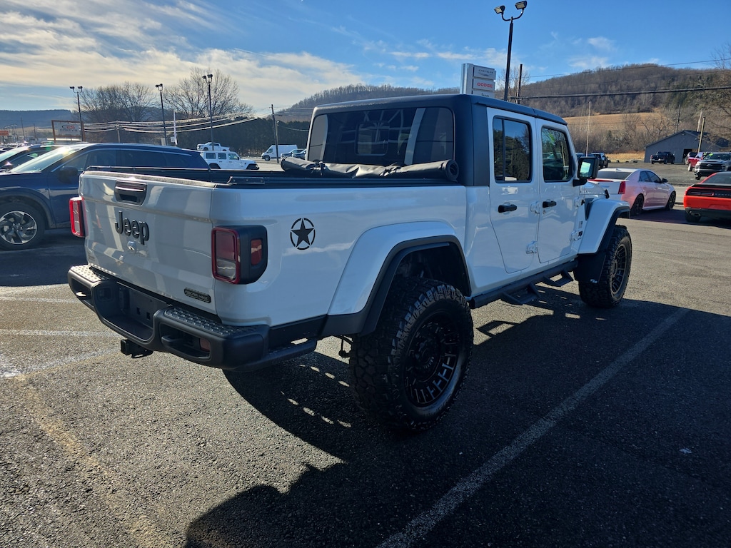 Used 2021 Jeep Gladiator Sport Truck Crew Cab