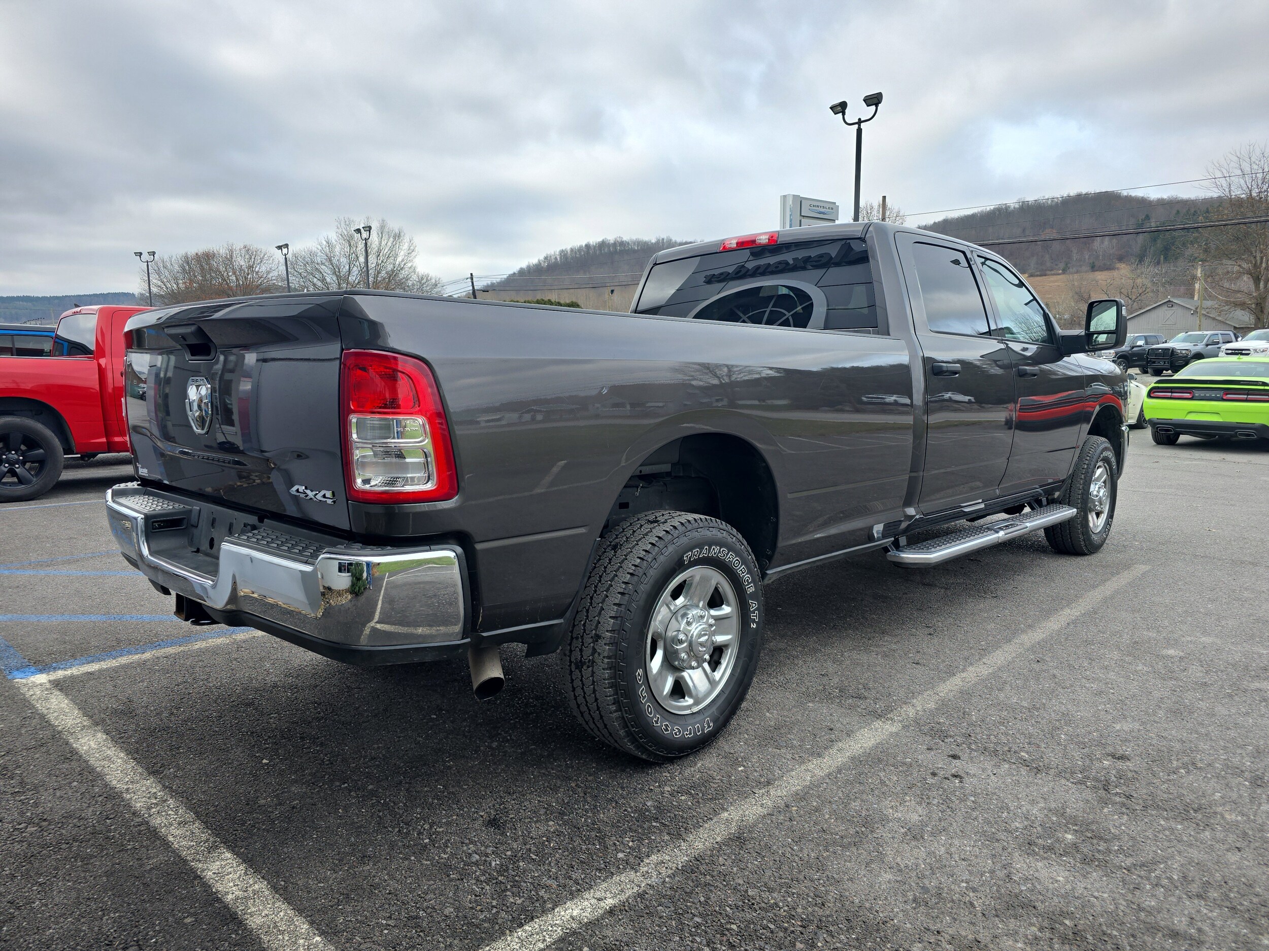 2024 Ram 2500 Tradesman photo 2