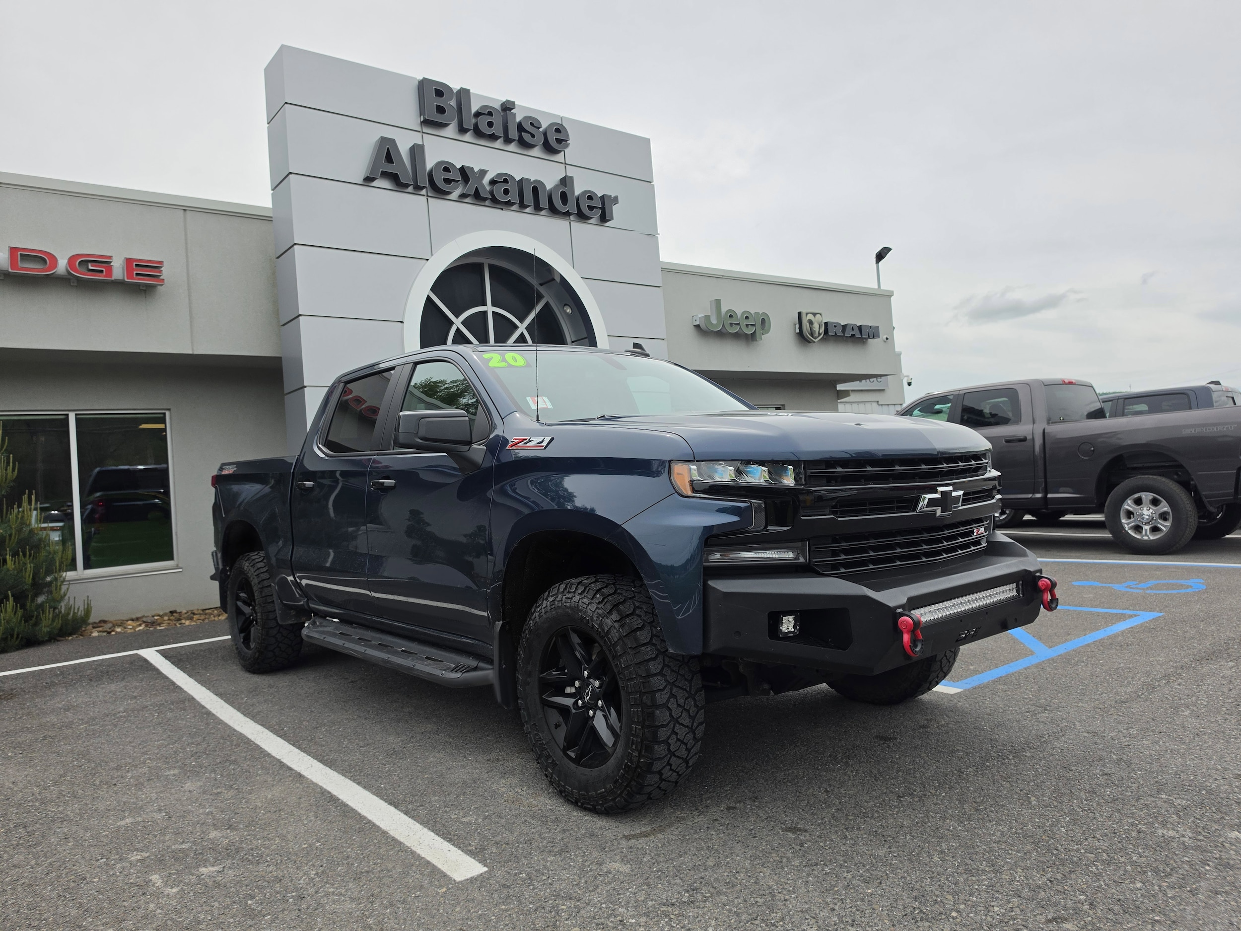 2020 Chevrolet Silverado 1500 LT Trail Boss 4X4 Crew Cab Short Box's photo