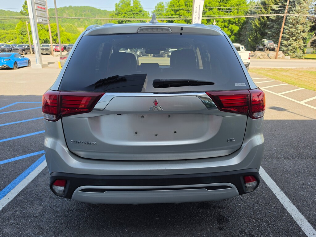 Used 2020 Mitsubishi Outlander SEL CUV