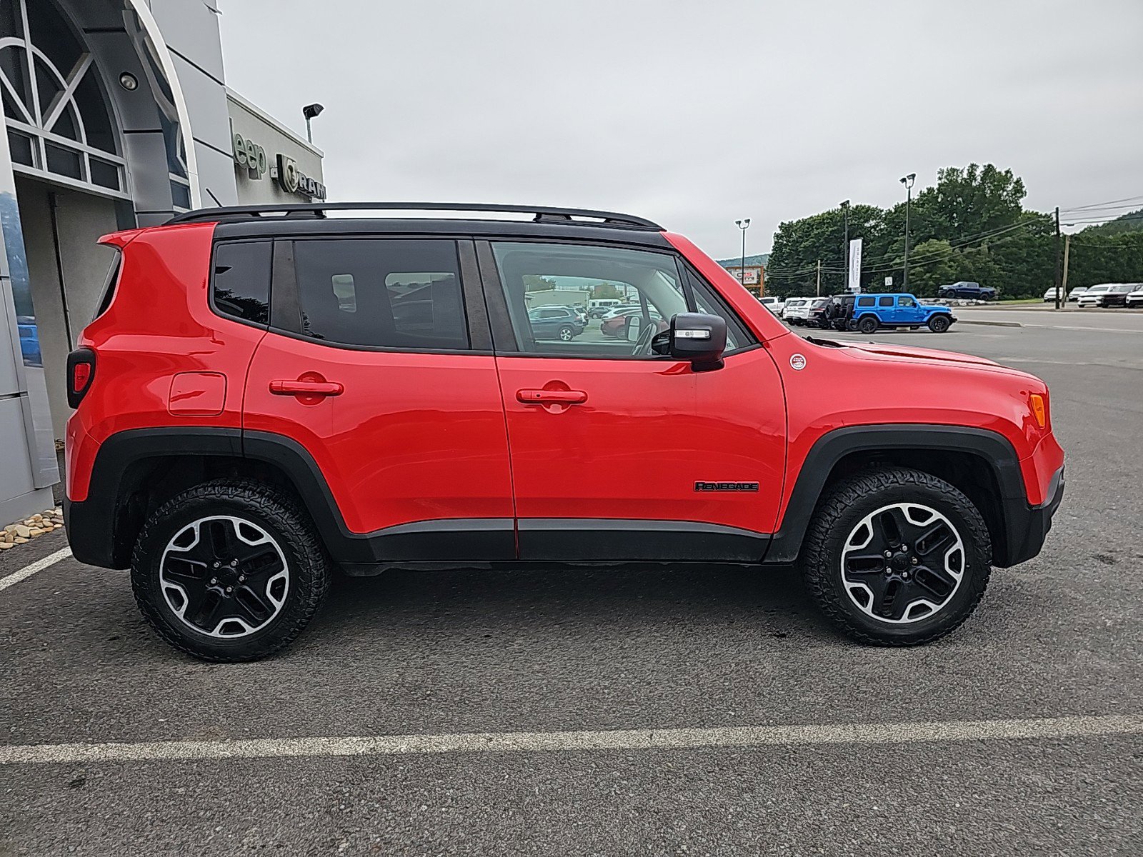 Used 2016 Jeep Renegade Trailhawk with VIN ZACCJBCTXGPC59529 for sale in Mansfield, PA