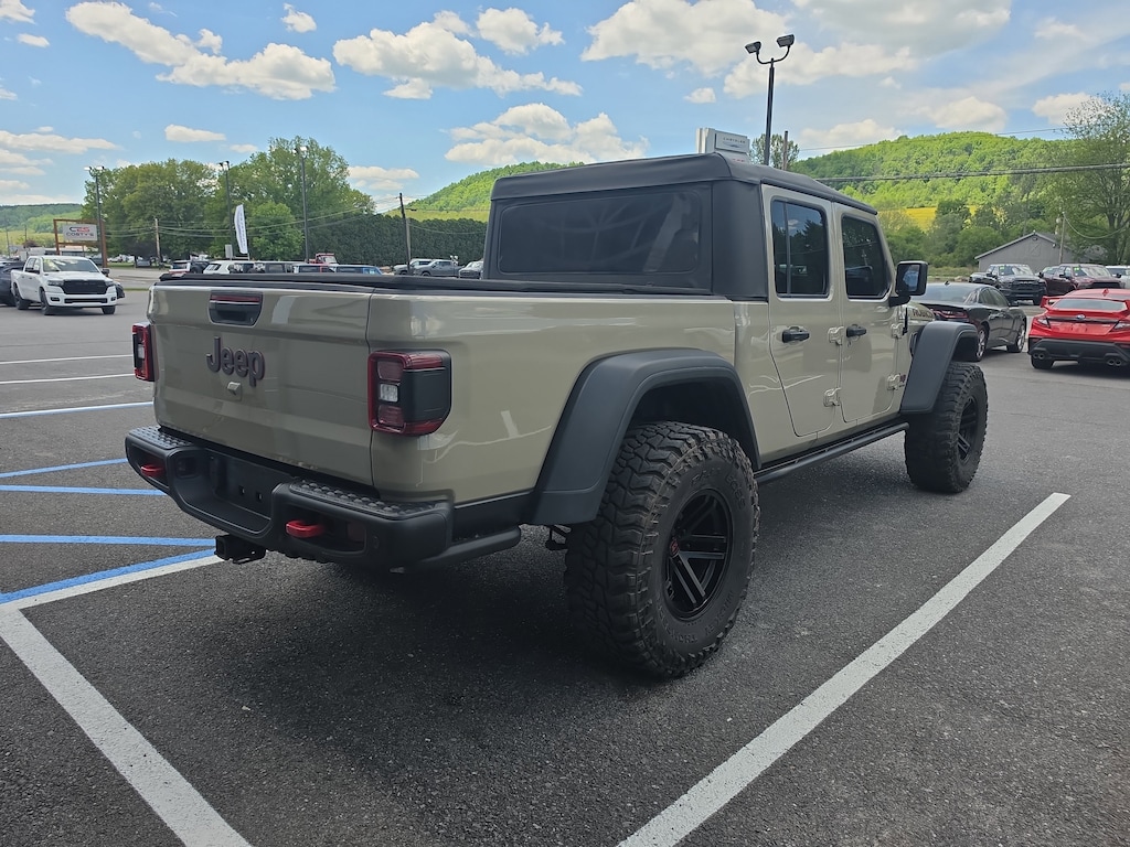 Used 2020 Jeep Gladiator Rubicon Truck Crew Cab