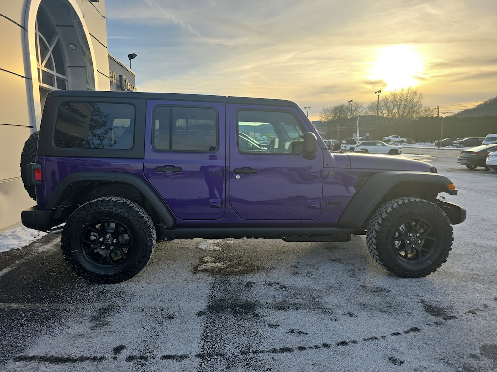 New 2026 Jeep Wrangler 4-DOOR WILLYS Sport Utility