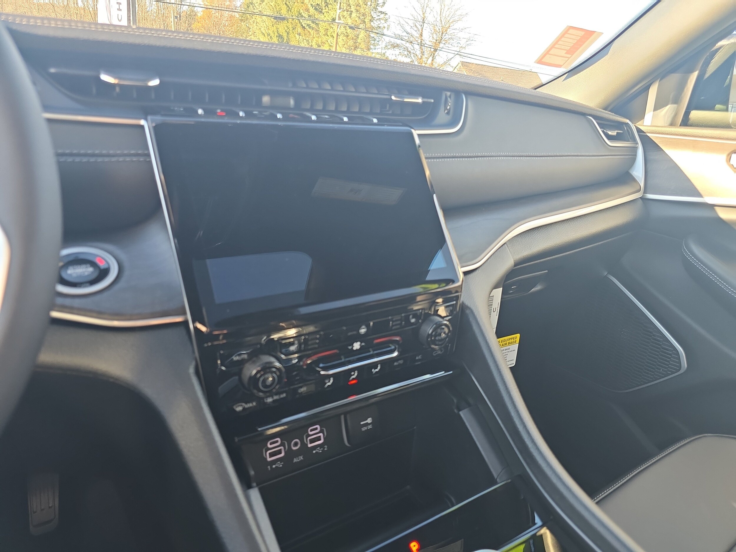 2025 Jeep Grand Cherokee Limited - Photo 23