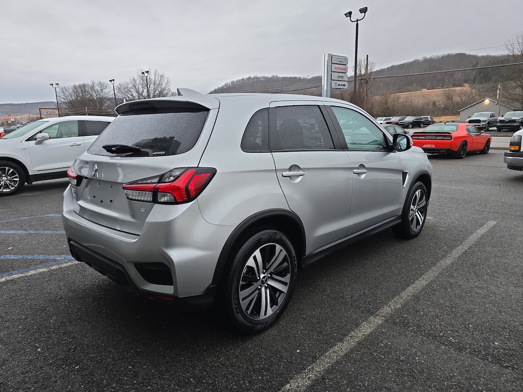 Used 2025 Mitsubishi Outlander Sport 2.0 SE SUV