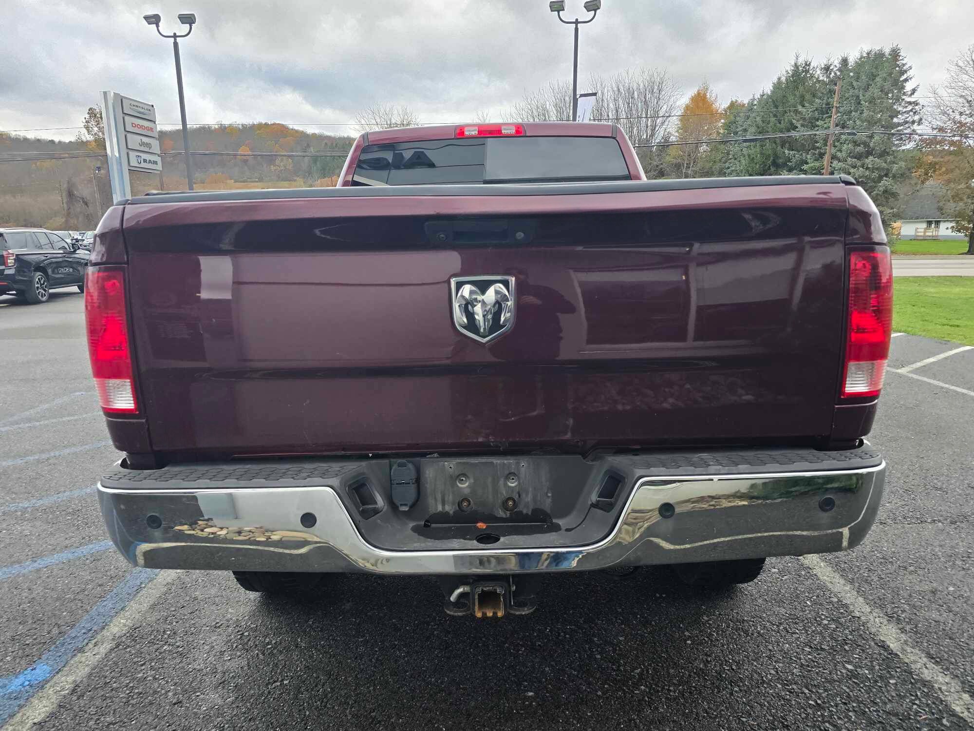 2017 Ram 2500 Tradesman photo 3