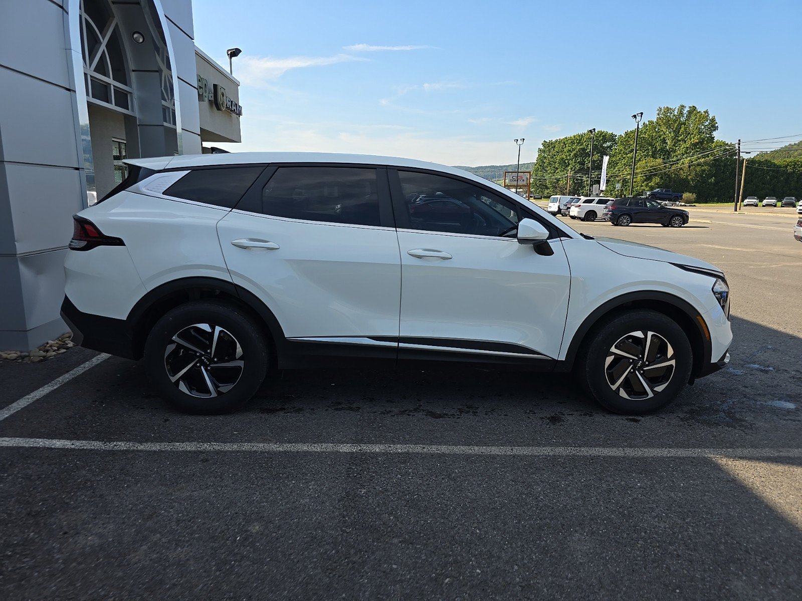 Used 2023 Kia Sportage LX Hybrid with VIN KNDPUCAGXP7102570 for sale in Mansfield, PA