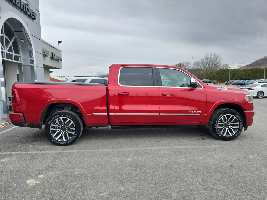 New 2026 Ram 1500 LIMITED CREW CAB 4X4 6'4 BOX Pickup