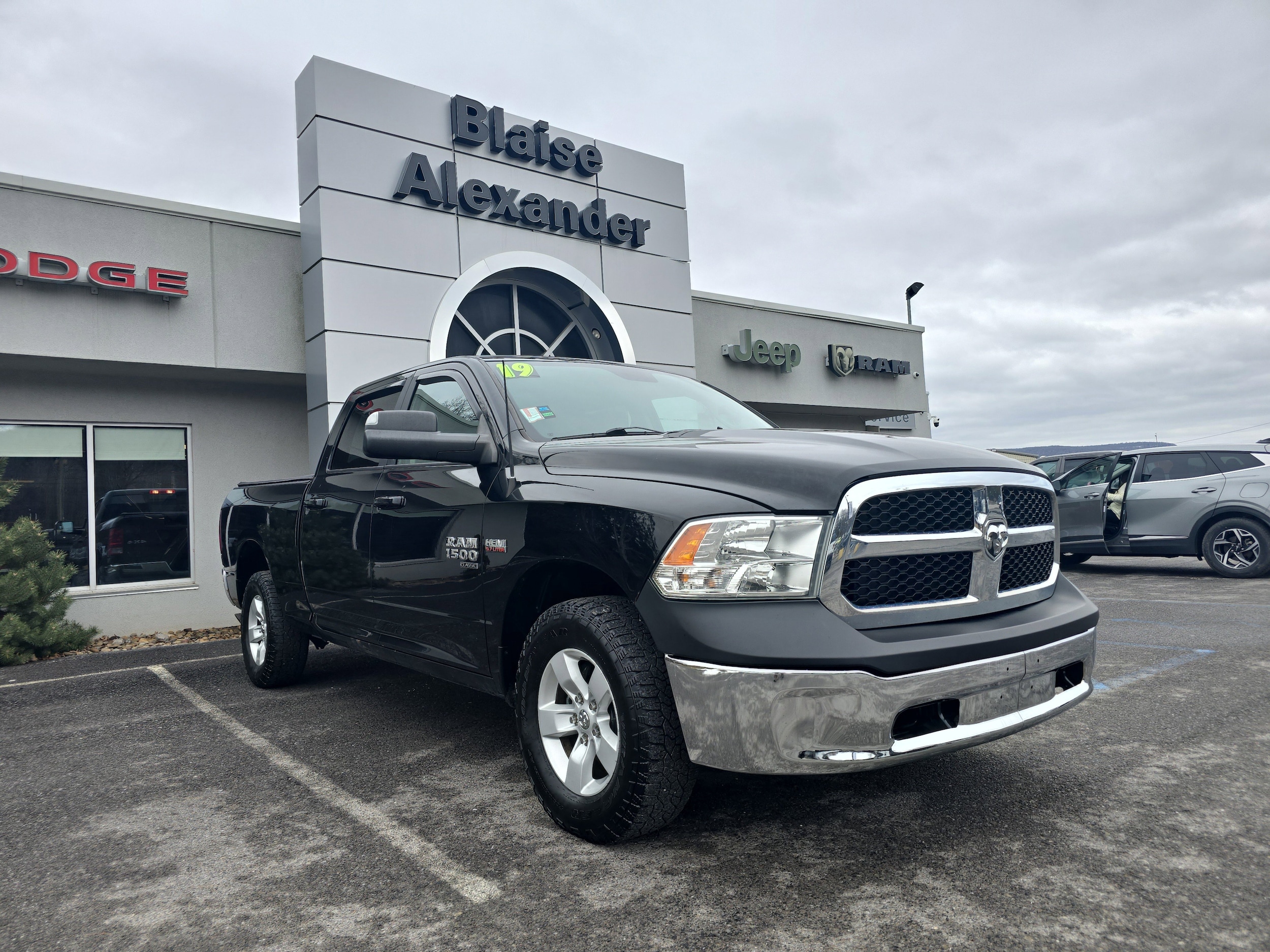 2019 RAM Ram 1500 Classic SLT