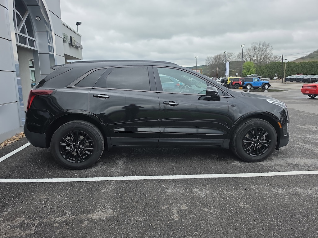 Used 2022 CADILLAC XT5 Premium Luxury SUV