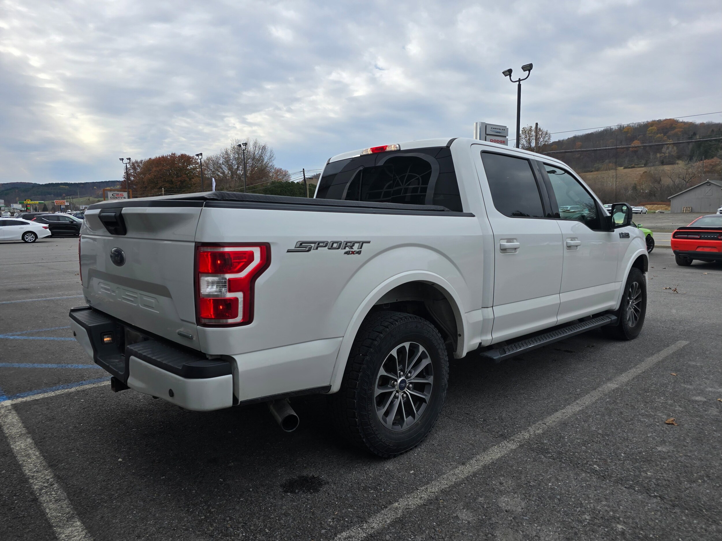 2018 Ford F-150 XLT photo 3