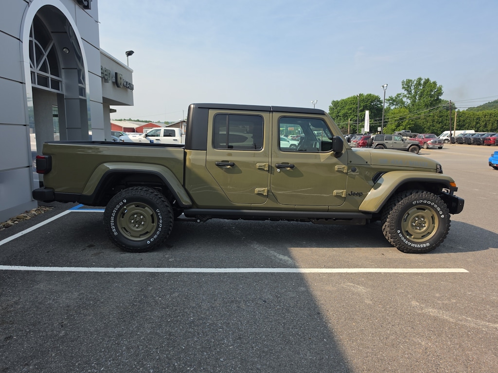New 2026 Jeep Gladiator WILLYS '41 4X4 Pickup