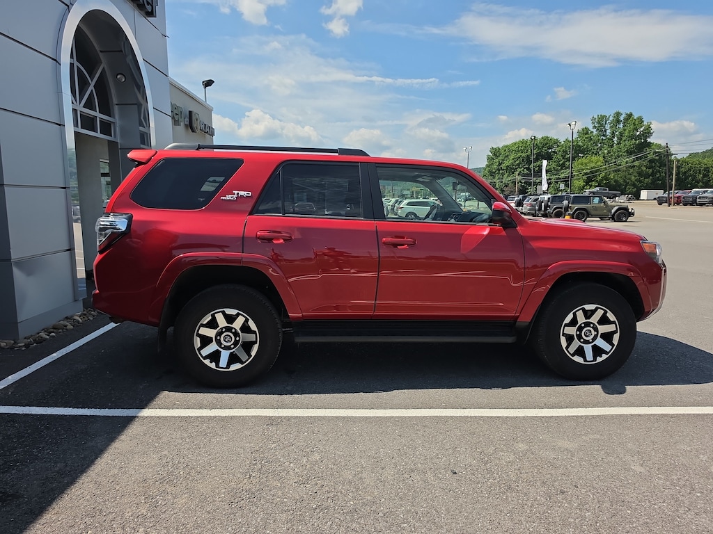 Used 2024 Toyota 4Runner TRD Off Road SUV