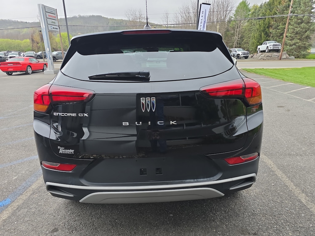 Used 2024 Buick Encore GX Preferred SUV