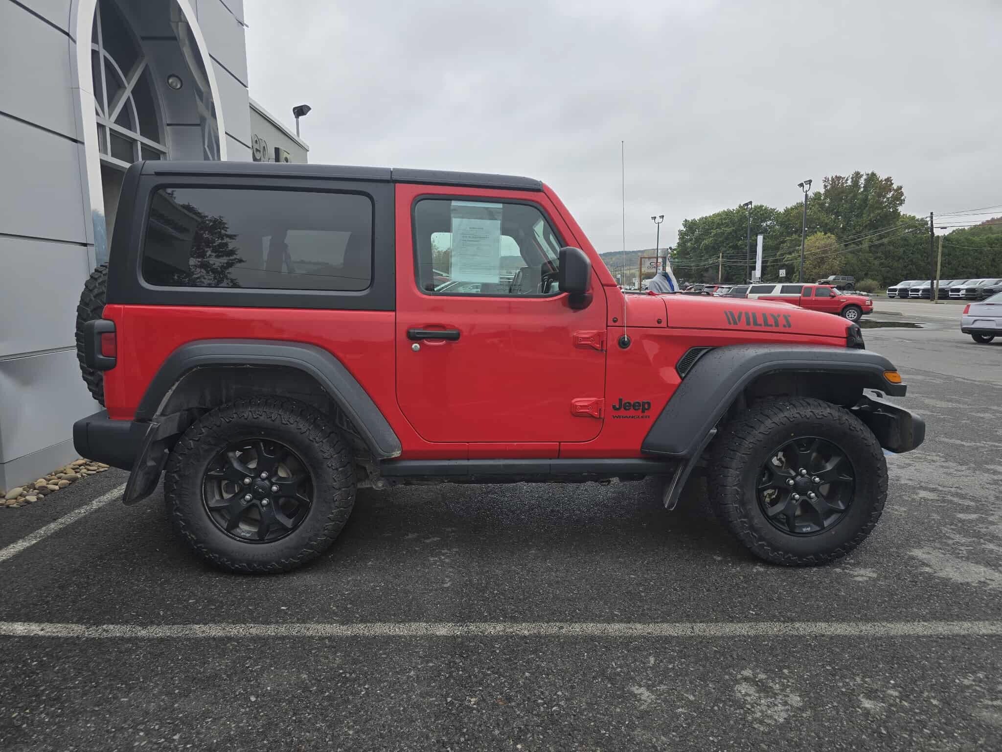 2020 Jeep Wrangler Willys Sport photo 2