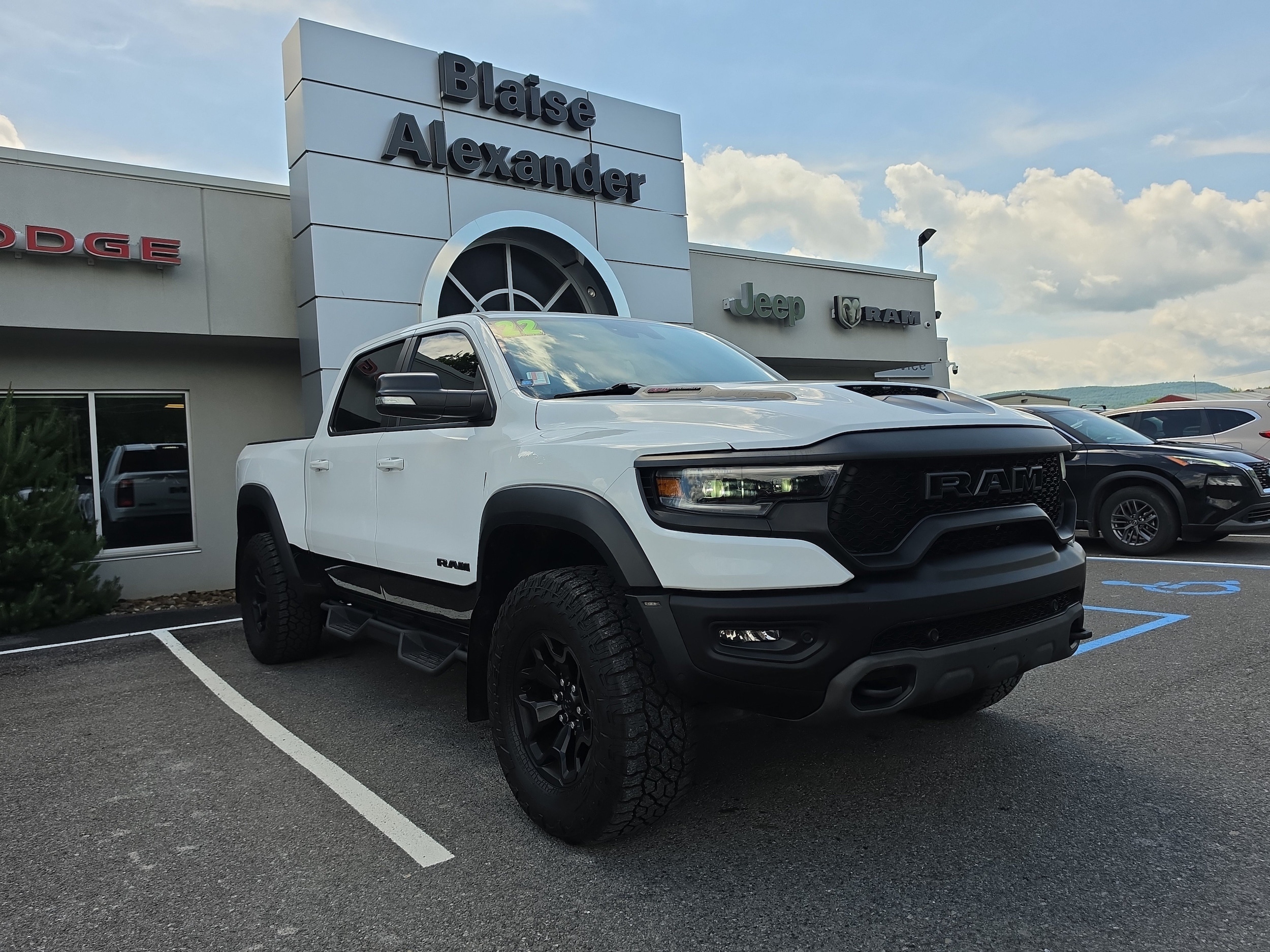 2022 RAM 1500 TRX 4x4 Crew Cab 5'7's photo