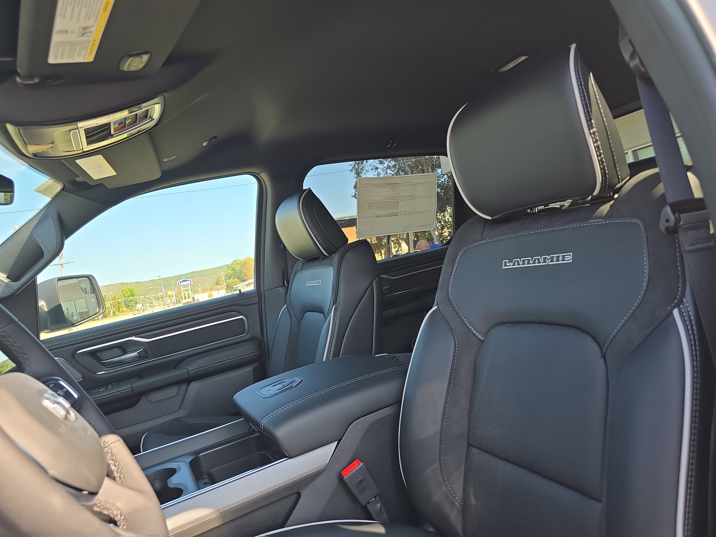 2026 RAM 1500 Laramie - Photo 12